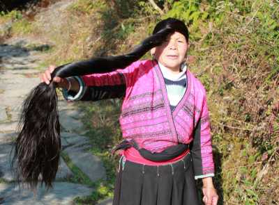 Longji, Yao woman